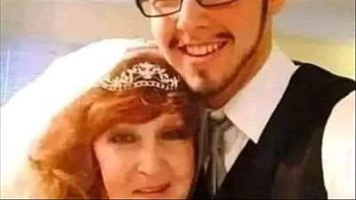 شاب تزوج من إمرأة أكبر من أمه