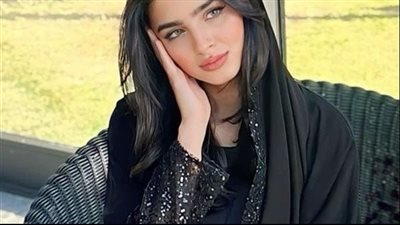 بعد عودة الزوج من رحلة سفر
