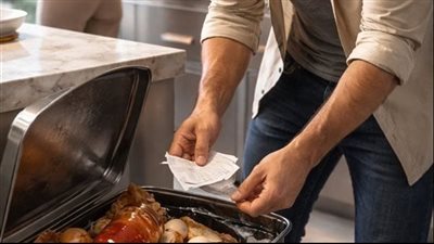 في قـلب كـرتونه.. بقلم منــال عـلـي