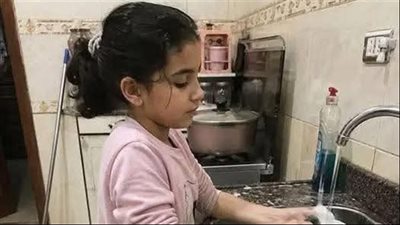 بنتي راحت تبات عند خالتها
