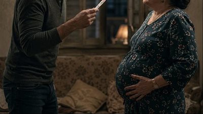 حماتي عندها 52 سنة، أرملة من سنين وفجأة اكتشفت إنها حامل! الصدمة هدت البيت، بس الرعب الحقيقي لما عرفت مين هو الأب