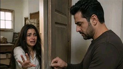 جـوزها حبسـها وهـي رايحـة تـودّع أمـها اللي بتـموت حكـايات منـي الـسـيد